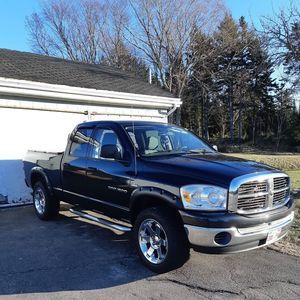 Meet your Posher, Rob vicky